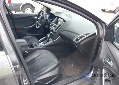 2012 Ford Focus Titanium из США, поврежденный, VIN 1FAHP3J24CL144675